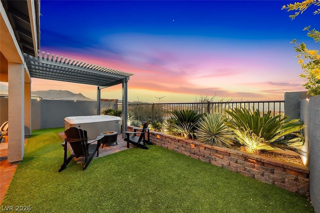 300 Wind Poppy St Las Vegas, NV 89138 - Thumbnail 2