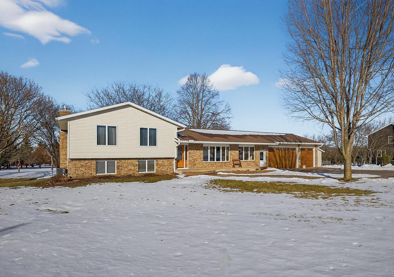 1477 Laurel Ct SE Rochester, MN 55904 - Thumbnail 2