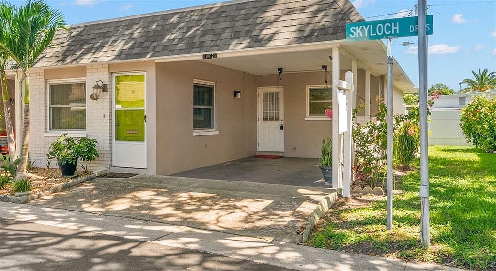 883 Sky Loch Dr S Dunedin, FL 34698 - Thumbnail 2