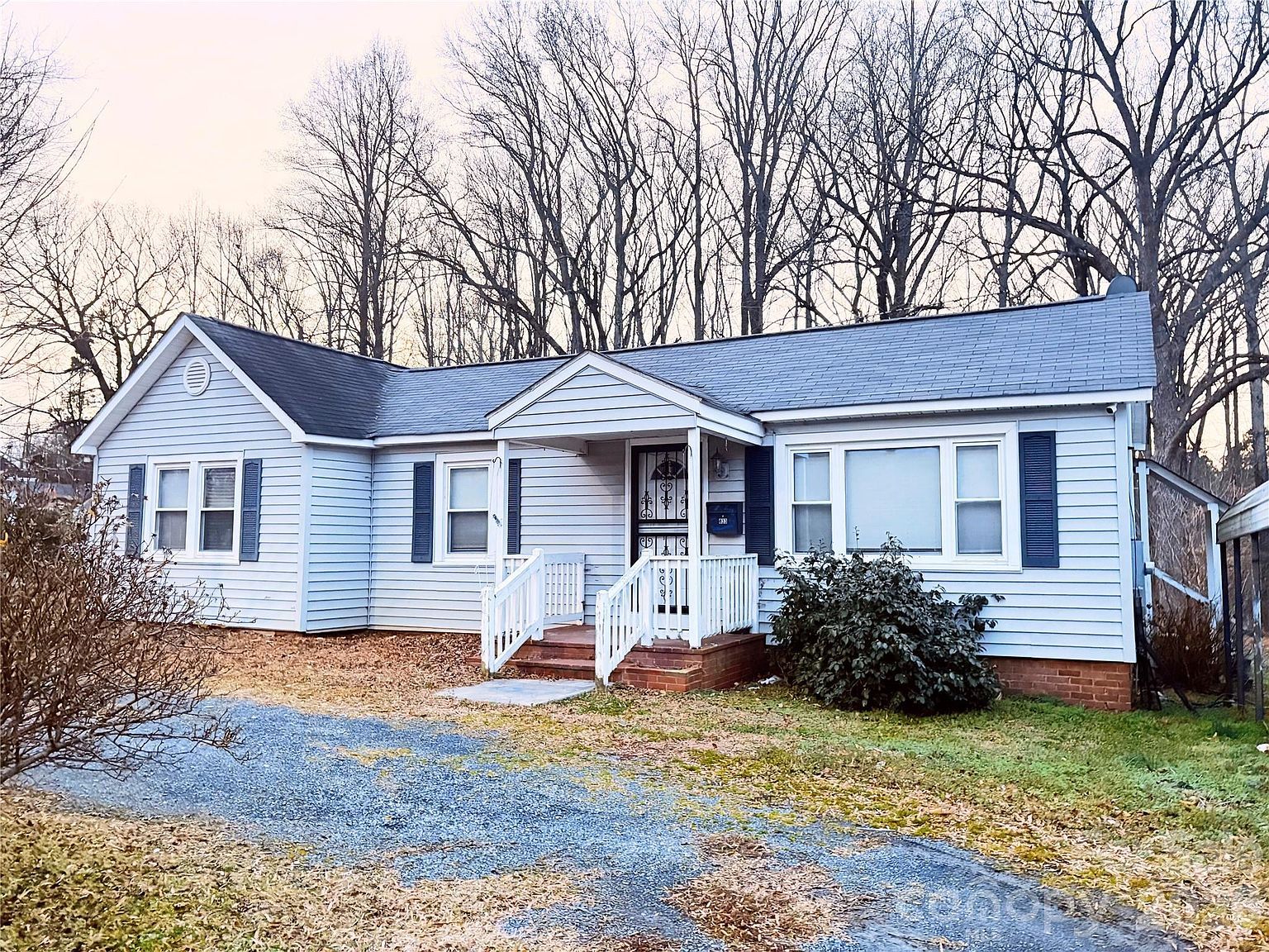 833 Dennis St Troy, NC 27371 - Thumbnail 2
