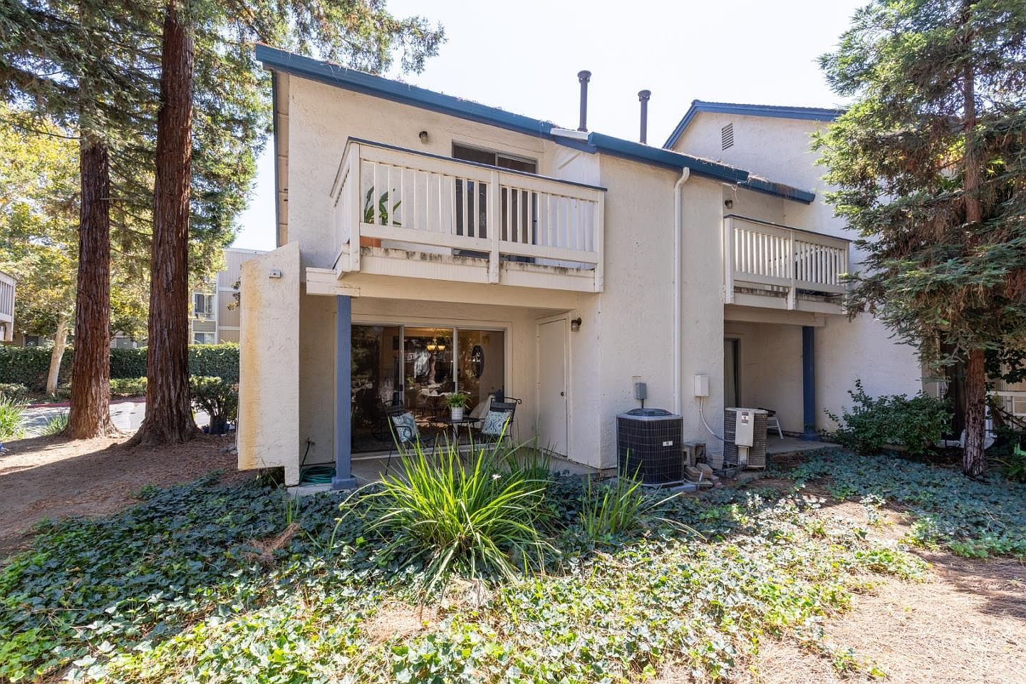 2197 Summerton Dr San Jose, CA 95122 - Thumbnail 2