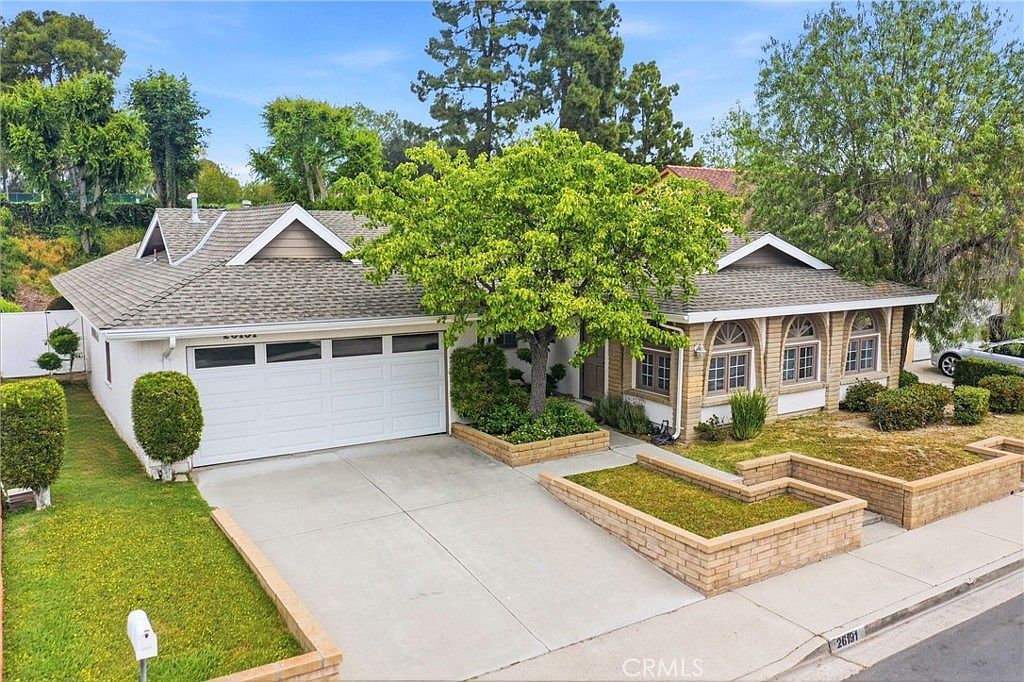 26191 San Roque Dr Mission Viejo, CA 92691 - Thumbnail 2