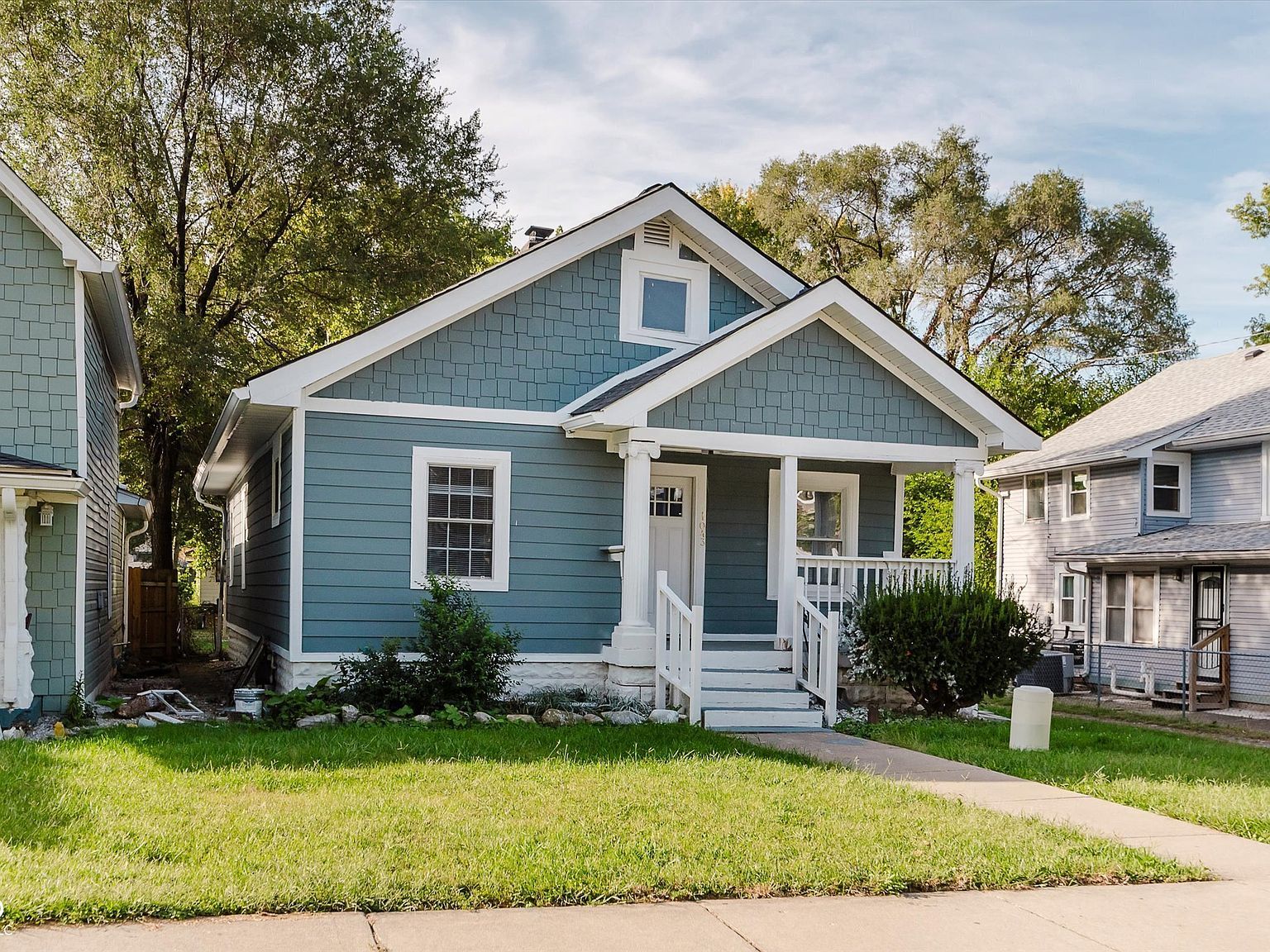 1043 W 37th St Indianapolis, IN 46208 - Thumbnail 2