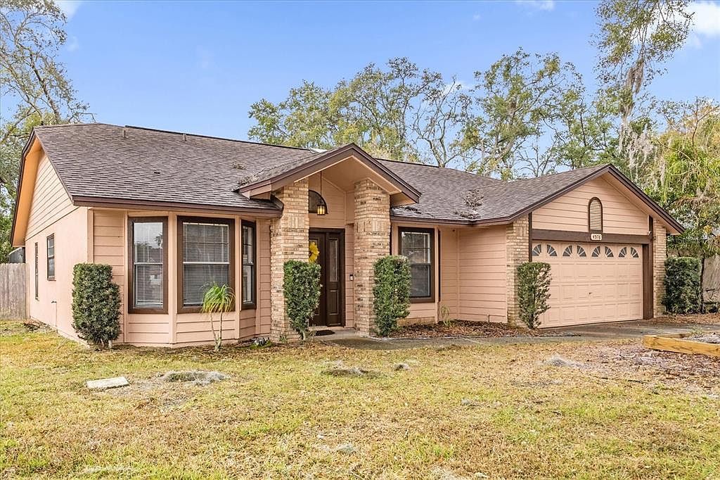 4576 Eden Woods Cir Orlando, FL 32810 - Thumbnail 2