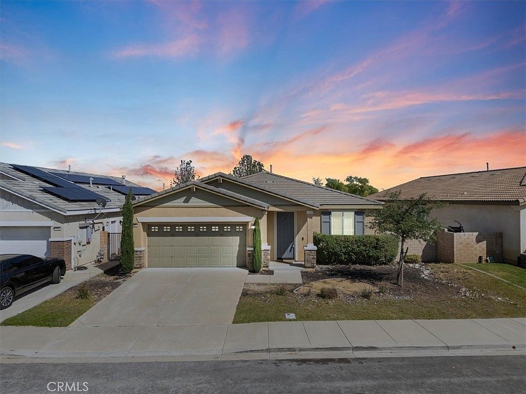 18037 Milkweed Ln San Bernardino, CA 92407, 92407