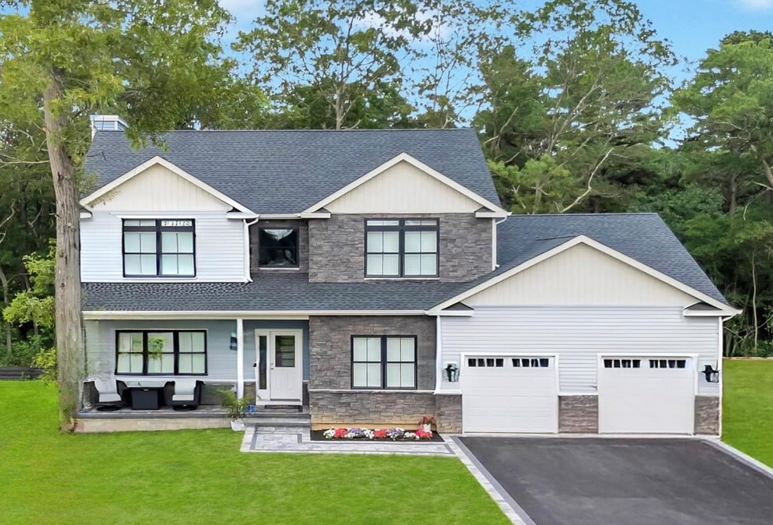 3 Cardinal Ct Ridge, NY 11961 - Thumbnail 2