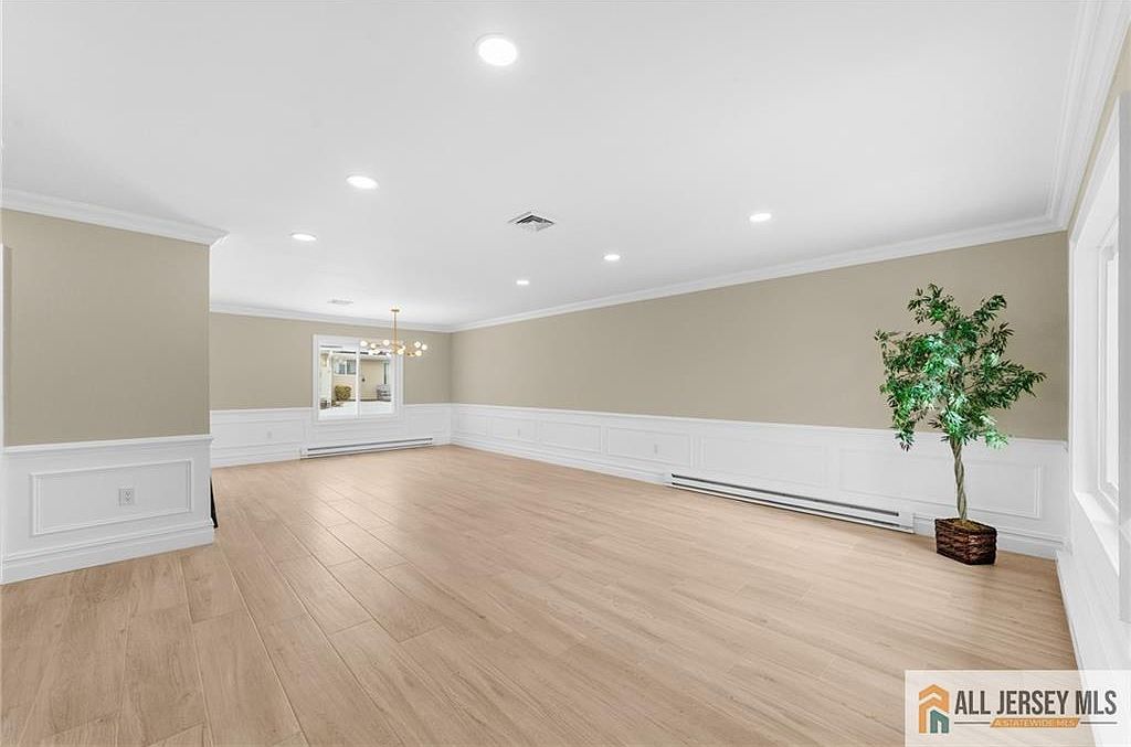 747 Marlton Rd Monroe Township, NJ 08831 - Thumbnail 2