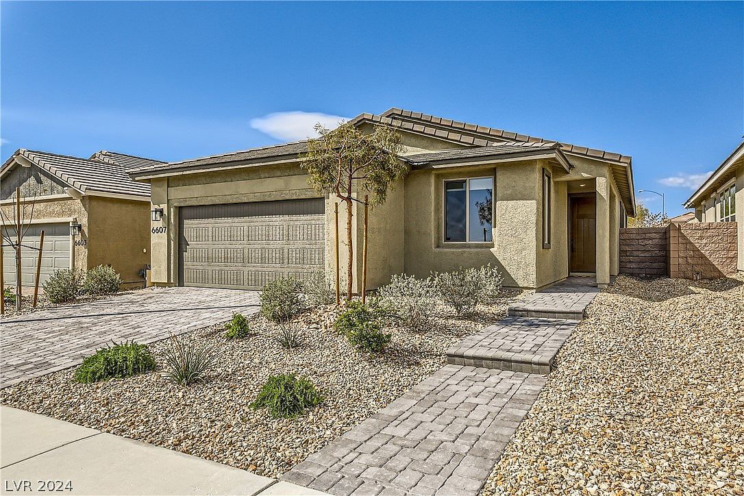 6607 Summershade St North Las Vegas, NV 89086 - Thumbnail 2