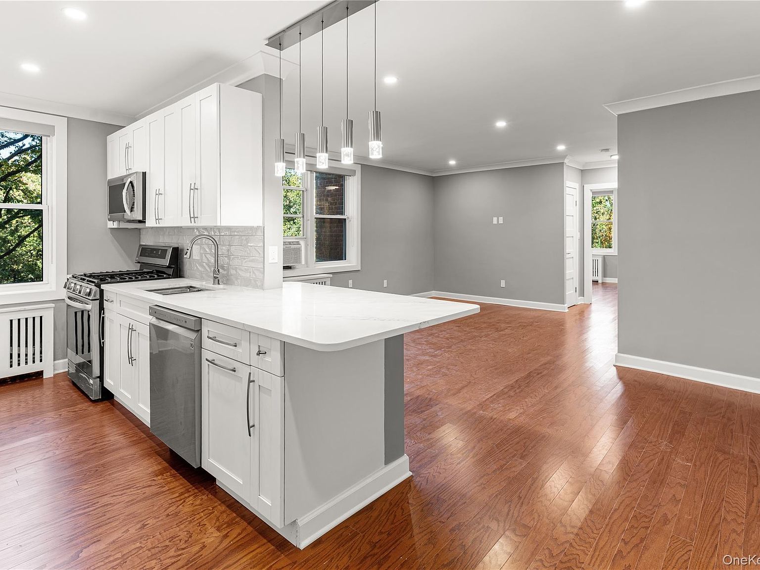 1133 Midland Ave APT 2C Bronxville, NY 10708 - Thumbnail 2