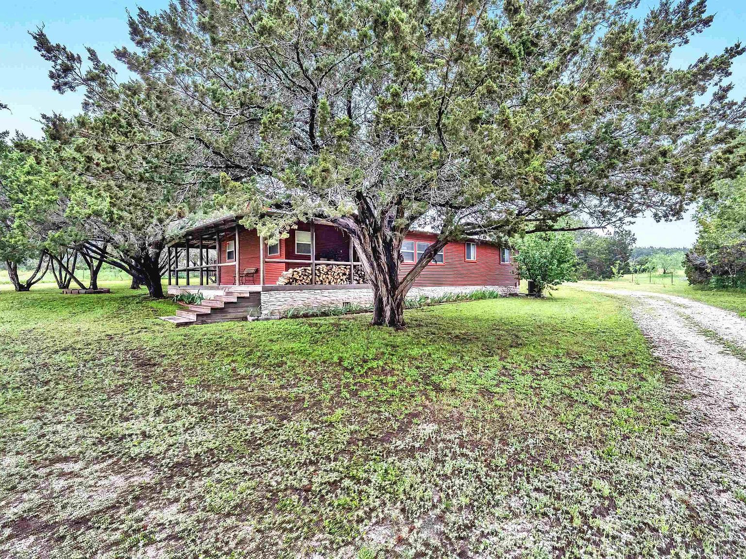 8600 S Highway 281 Burnet, TX 76550 - Thumbnail 2