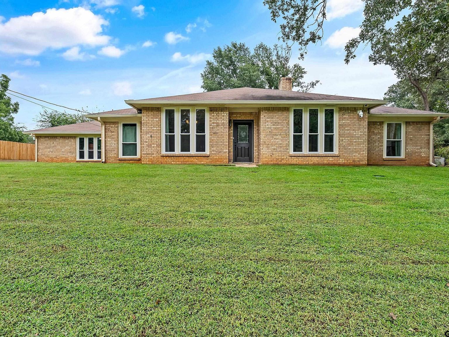 410 Shande Dr Whitehouse, TX 75791 - Thumbnail 2