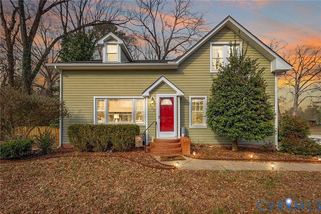 300 Thompson Ave West Point, VA 23181 - Thumbnail 2