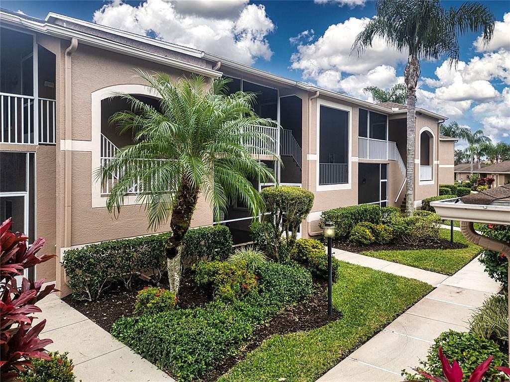 5251 Mahogany Run Ave UNIT 515 Sarasota, FL 34241 - Thumbnail 2