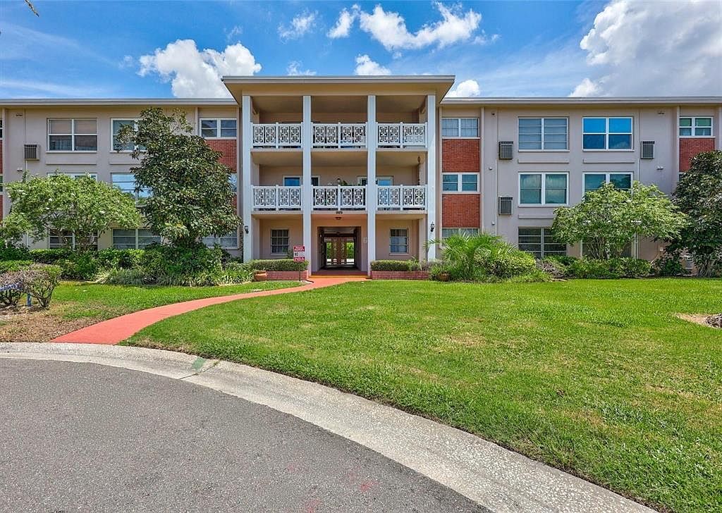 3125 36th St N APT 208 Saint Petersburg, FL 33713 - Thumbnail 2