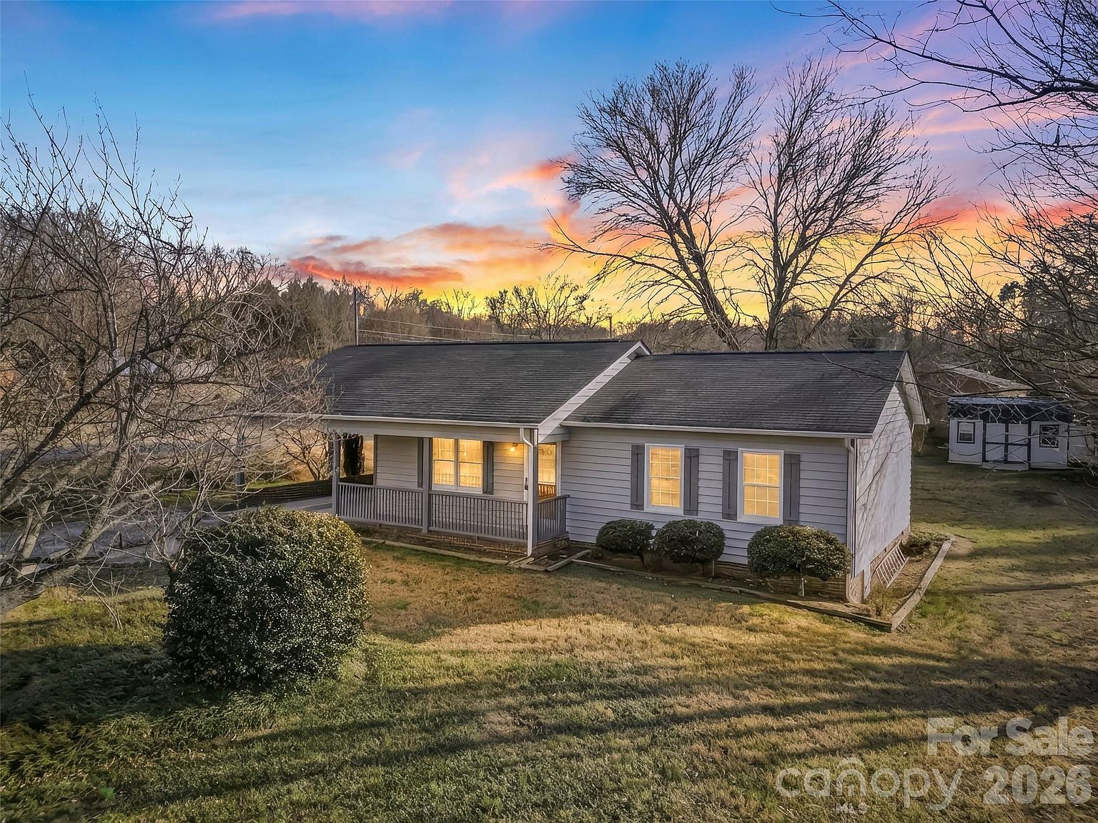 2730 33rd Ave NE Hickory, NC 28601 - Thumbnail 2