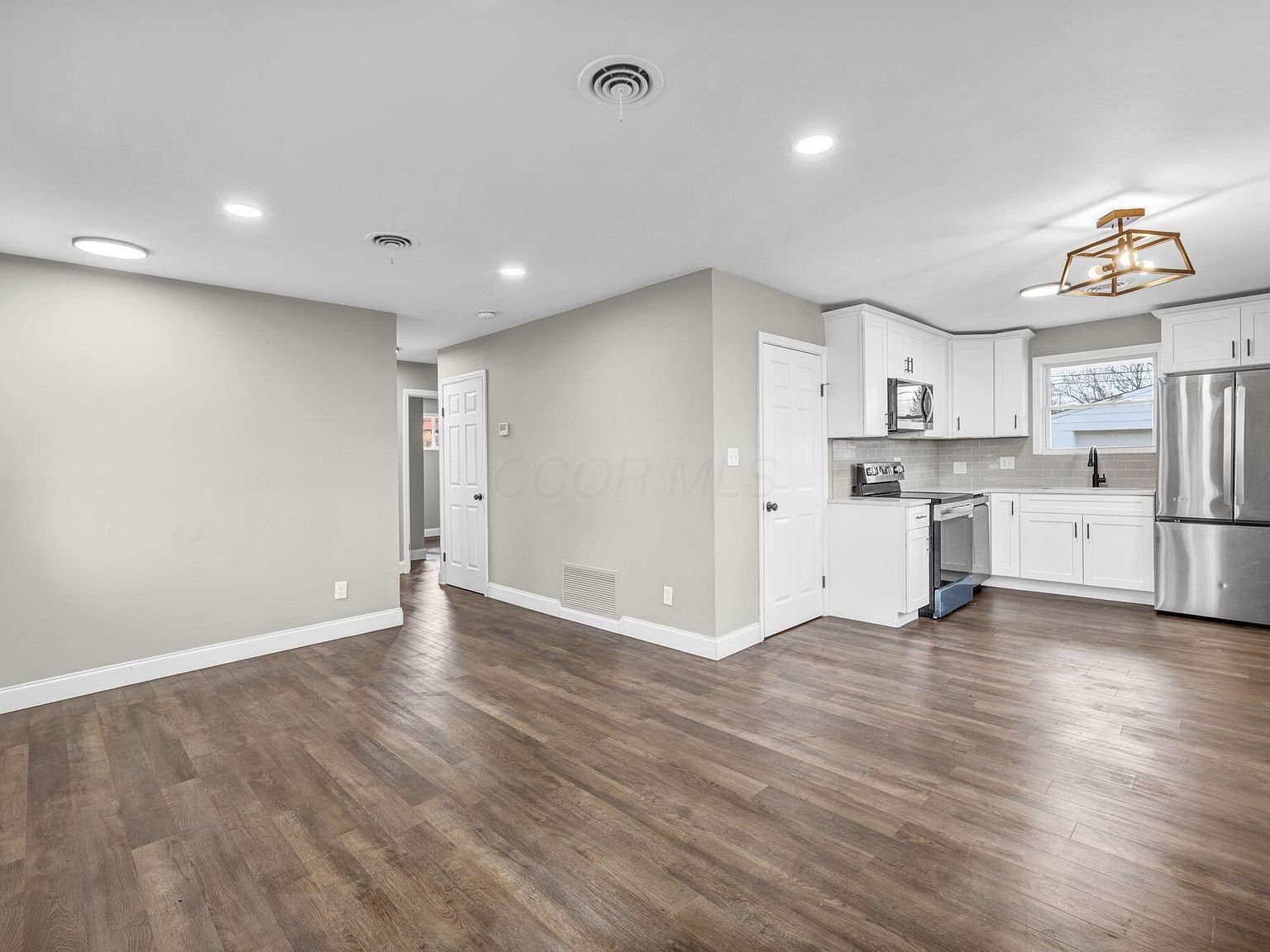 1269 Carolwood Ave Columbus, OH 43227 - Thumbnail 2