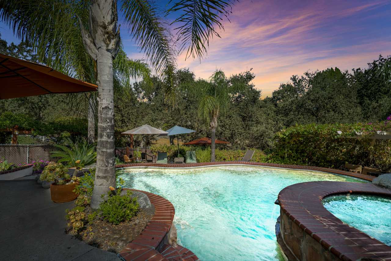 6014 Fairview Place, Agoura Hills, CA, USA, 91301 - Thumbnail 2