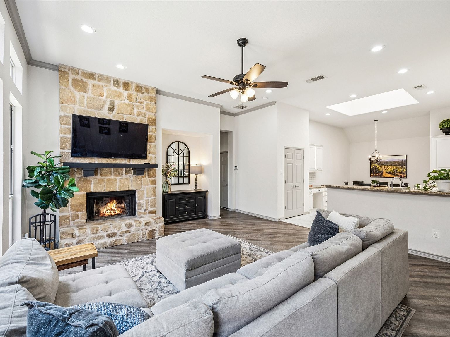 10082 Planters Row Dr Frisco, TX 75033 - Thumbnail 2