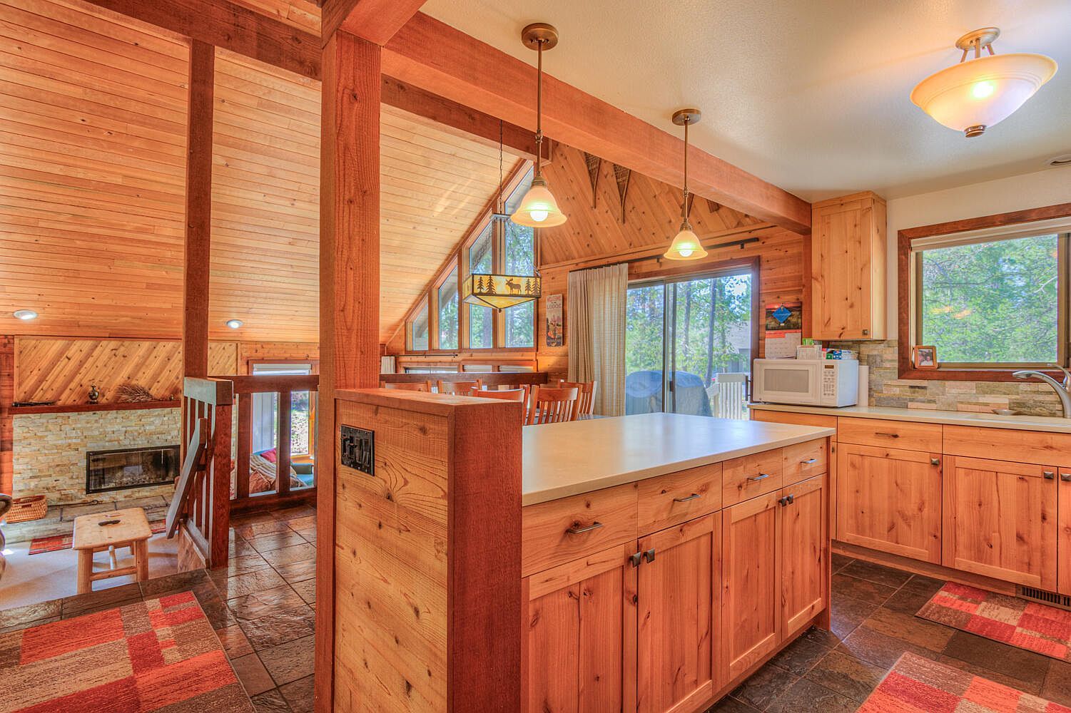 57085 Fox Ln #9 Bend, OR 97707 - Thumbnail 2