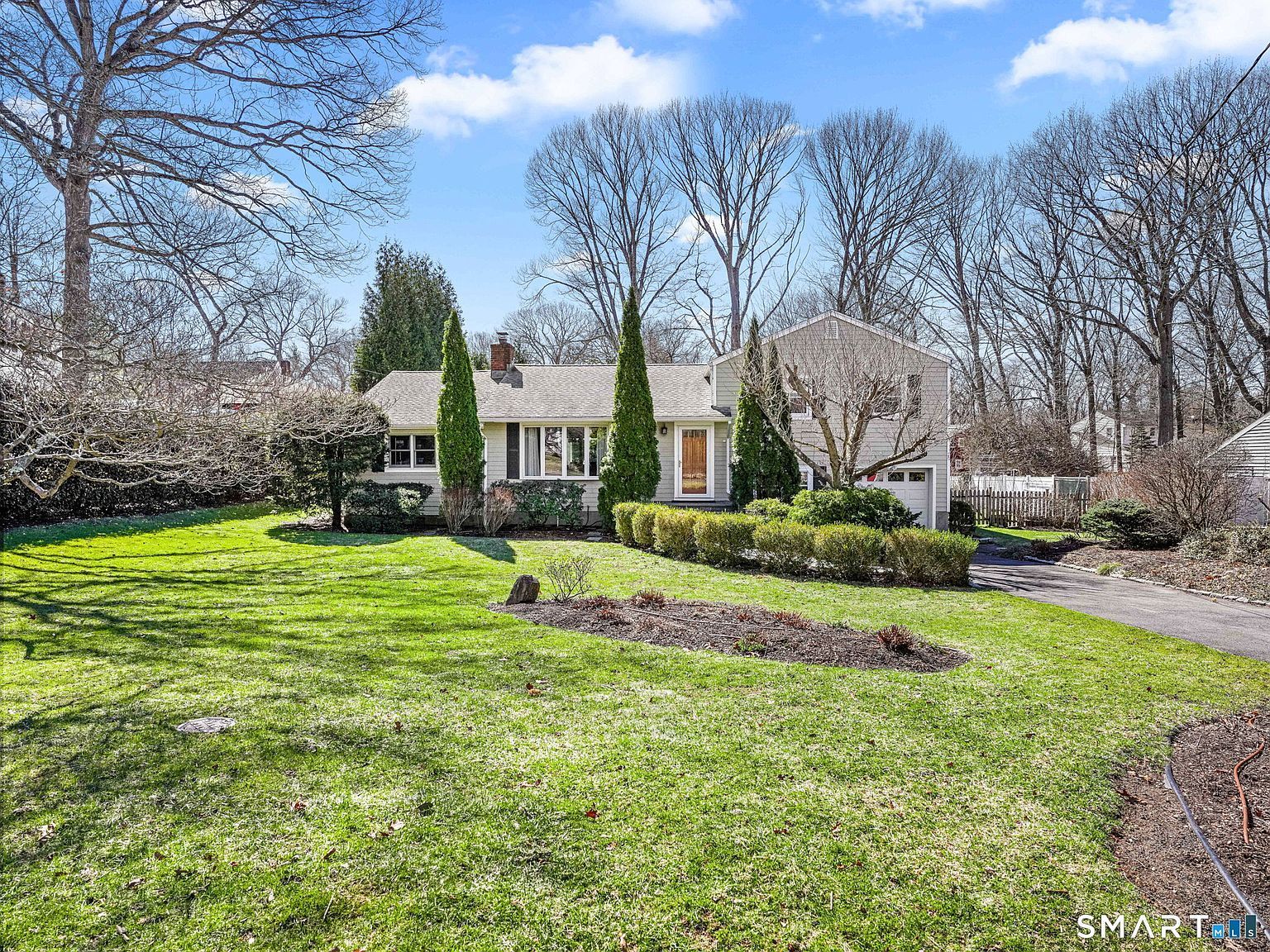 30 Rolling Wood Dr Trumbull, CT 06611  | Single Family