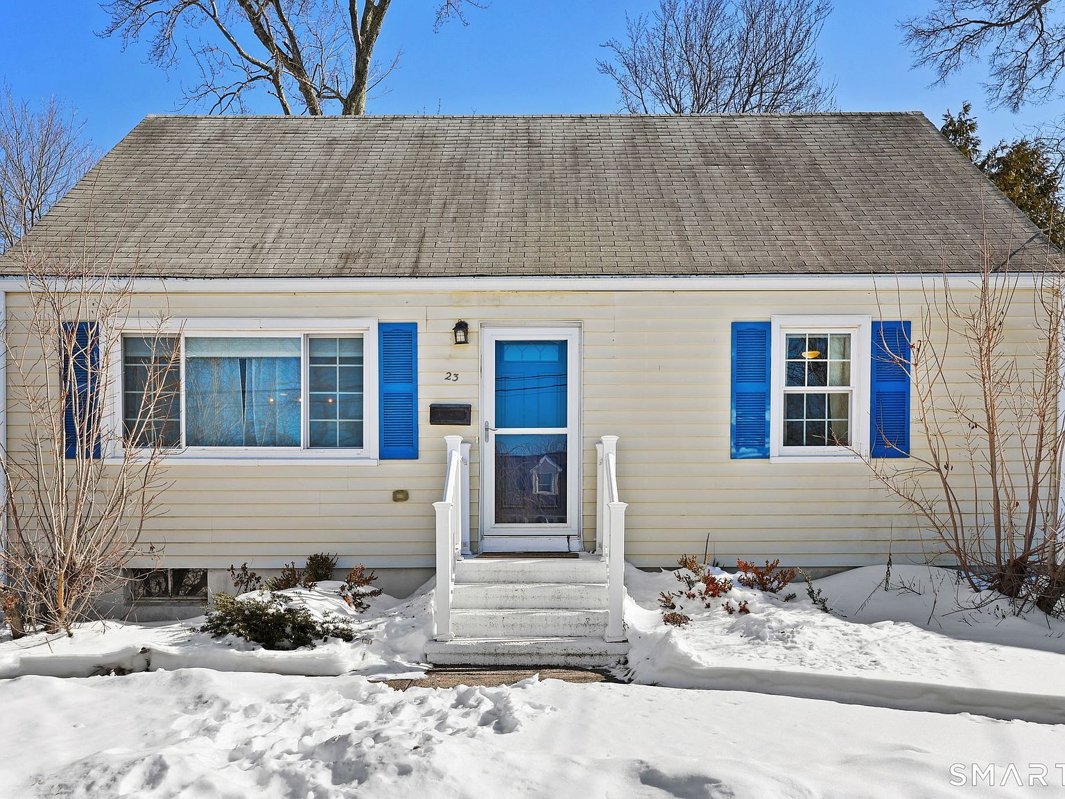 23 Warner Ave West Haven, CT 06516  | Single Family
