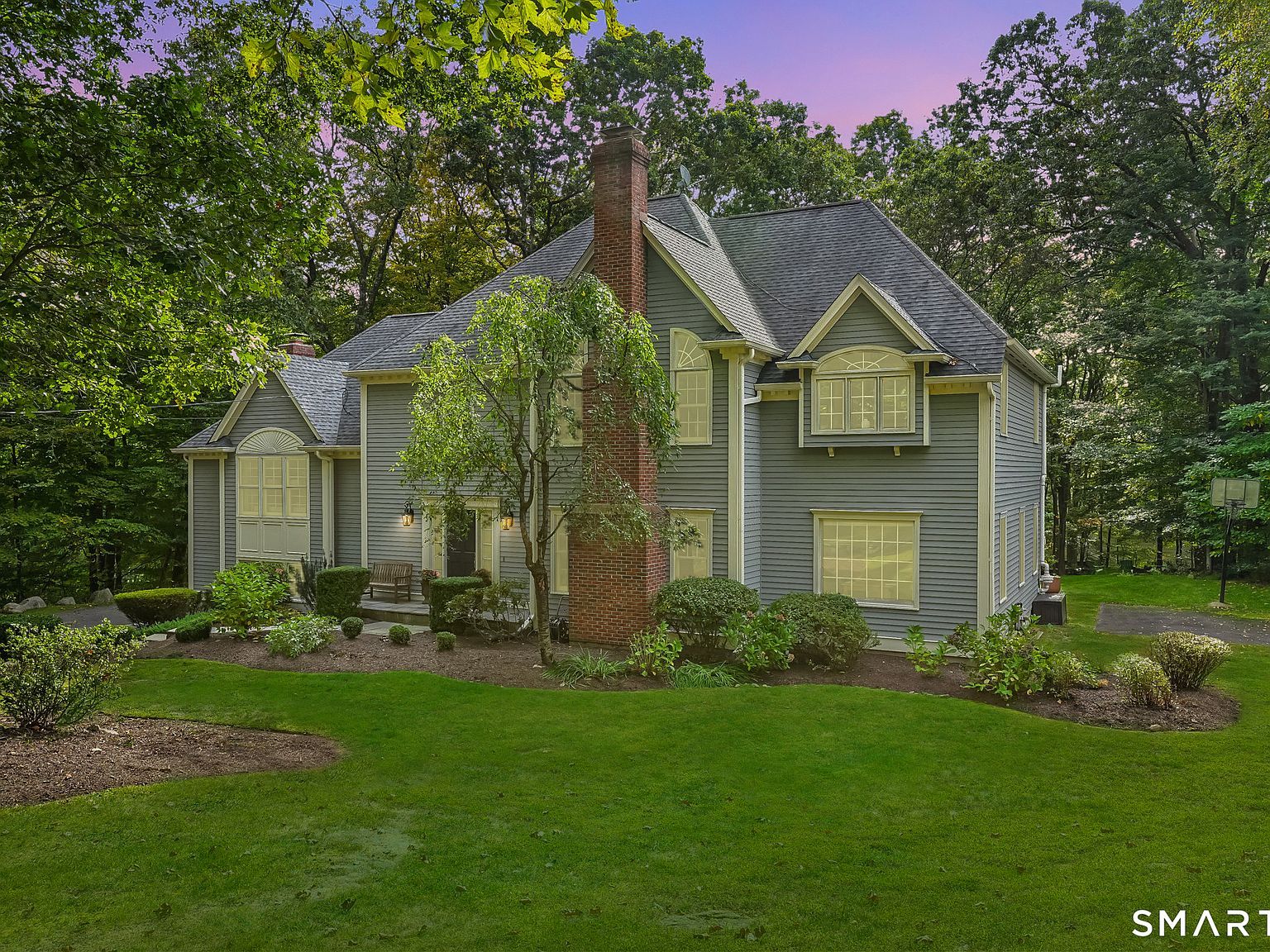 96 Coventry Ln Trumbull, CT 06611  | Single Family