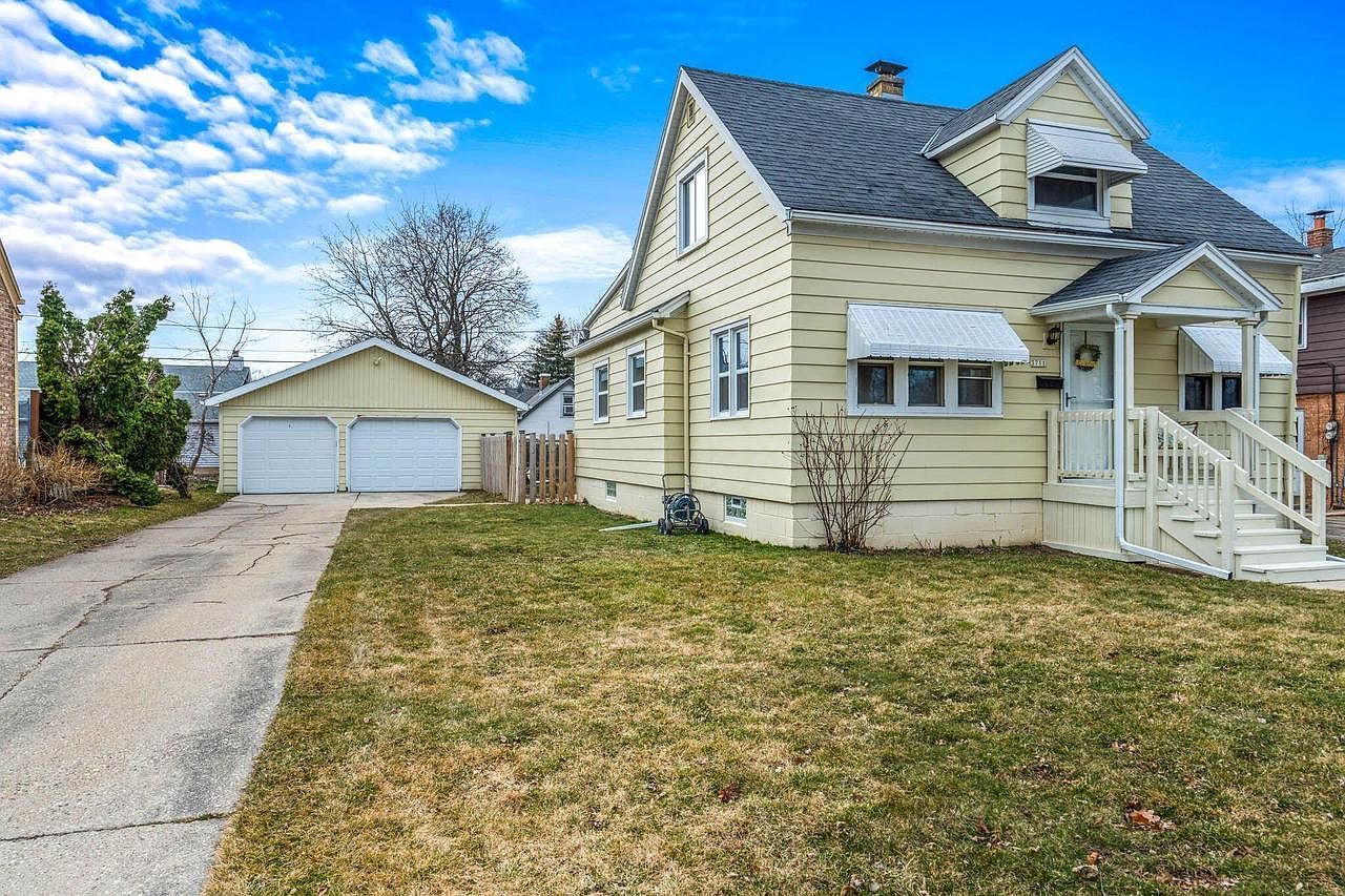 3711 S 89th St Milwaukee, WI 53228 - Thumbnail 2