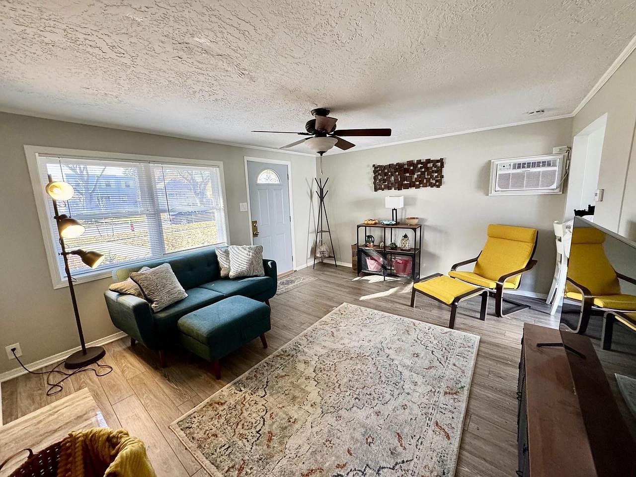 3240 N 84th St Milwaukee, WI 53222 - Thumbnail 2