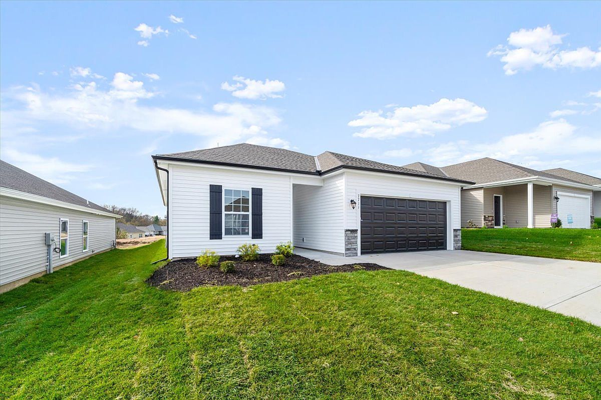 The Fullerton Plan, North Creek Village Kansas City, MO 64163 | Single Family