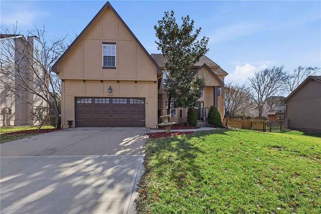 5920 NE Ruby Ln Lees Summit, MO 64064 - Thumbnail 2