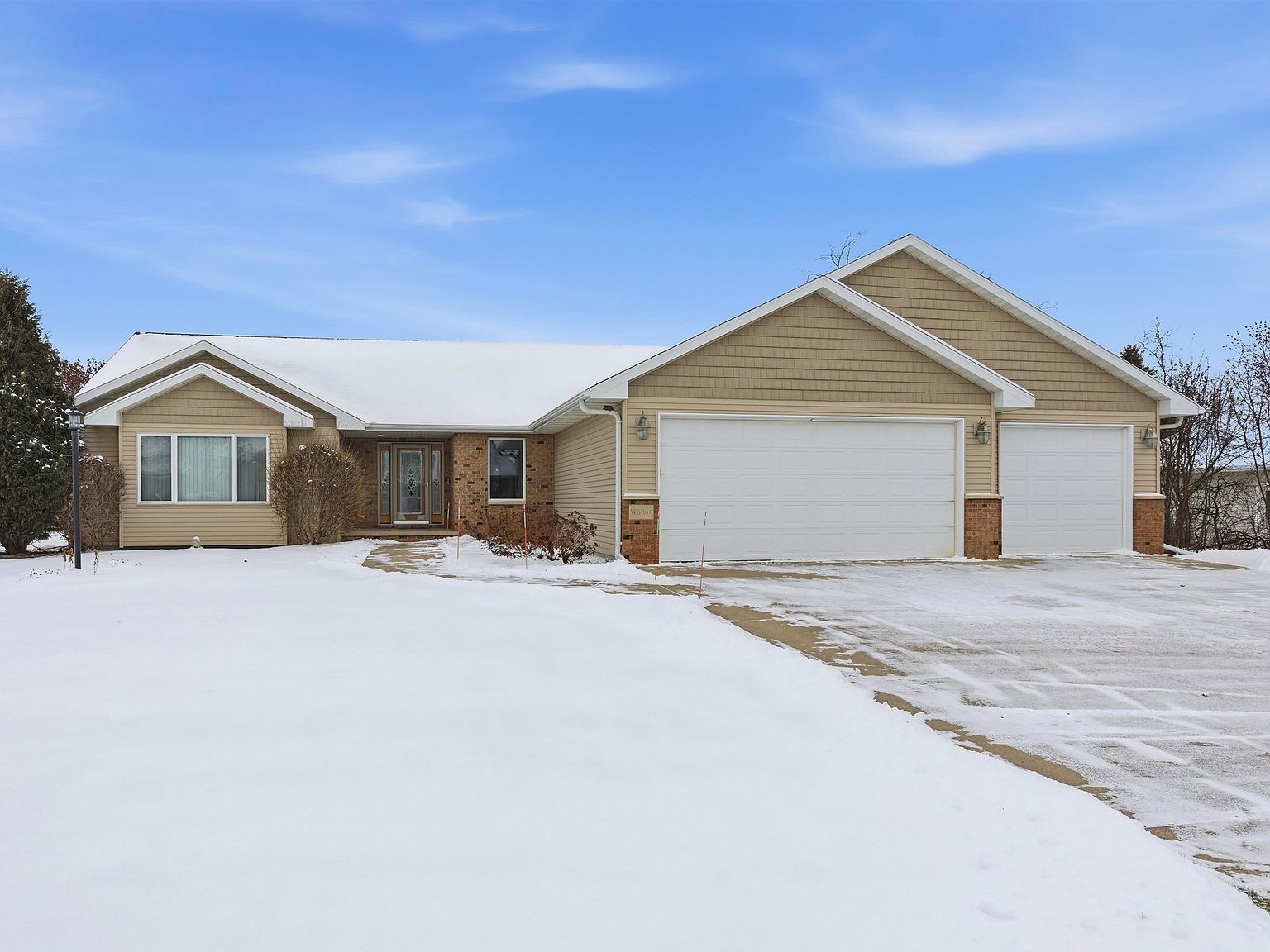 W5946 Sweet Pea Dr Appleton, WI 54915 - Thumbnail 2