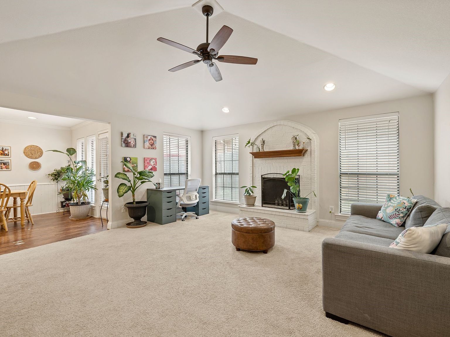 2611 Cummings Dr Bedford, TX 76021 - Thumbnail 2