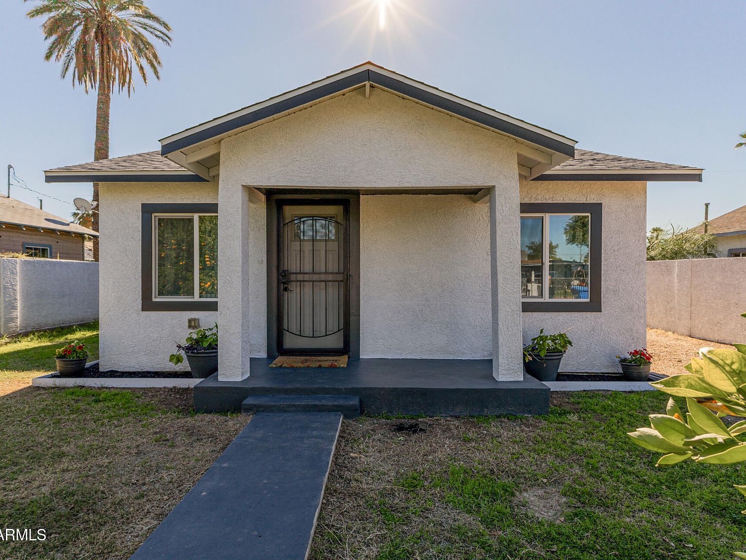 3743 E Taylor St Phoenix, AZ 85008 - Thumbnail 2