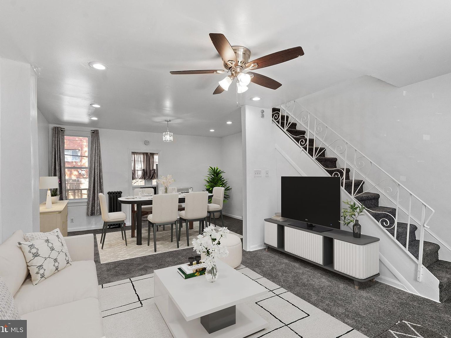 323 Berbro St Darby, PA 19023 - Thumbnail 2