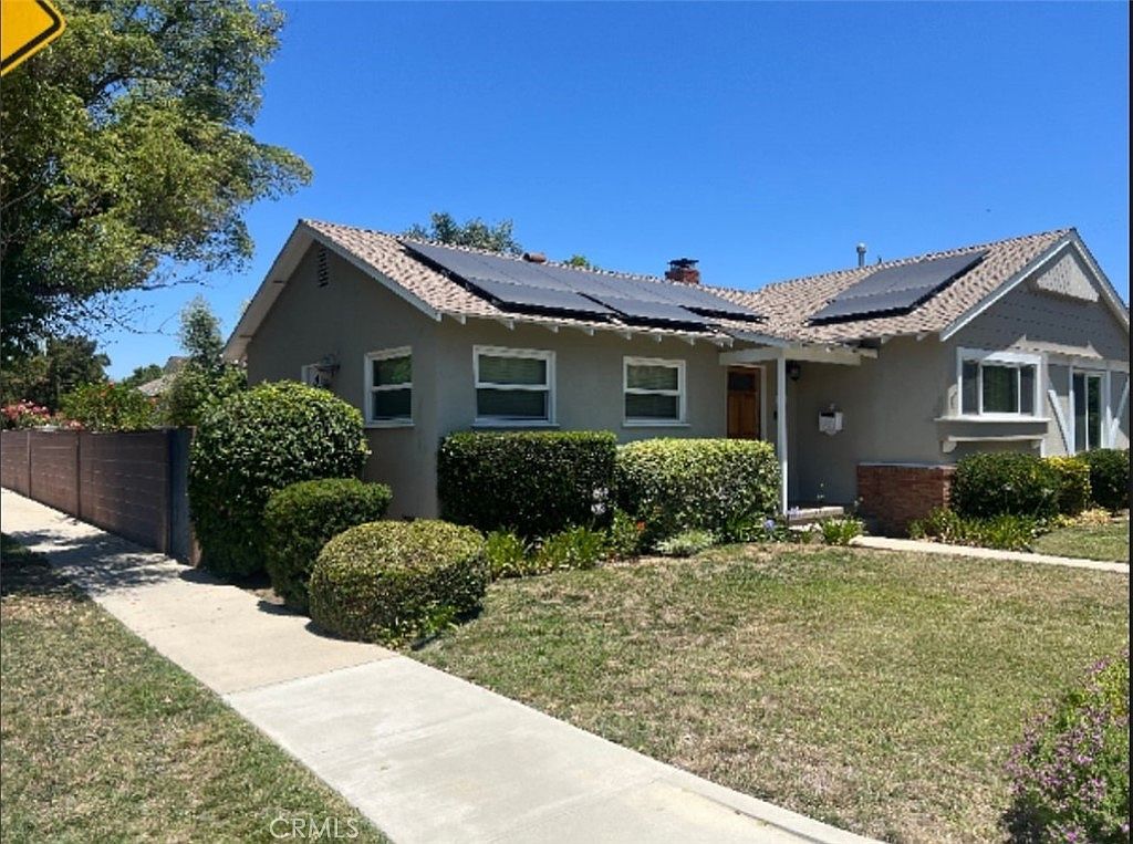 20431 Stagg St Winnetka, CA 91306 - Thumbnail 2