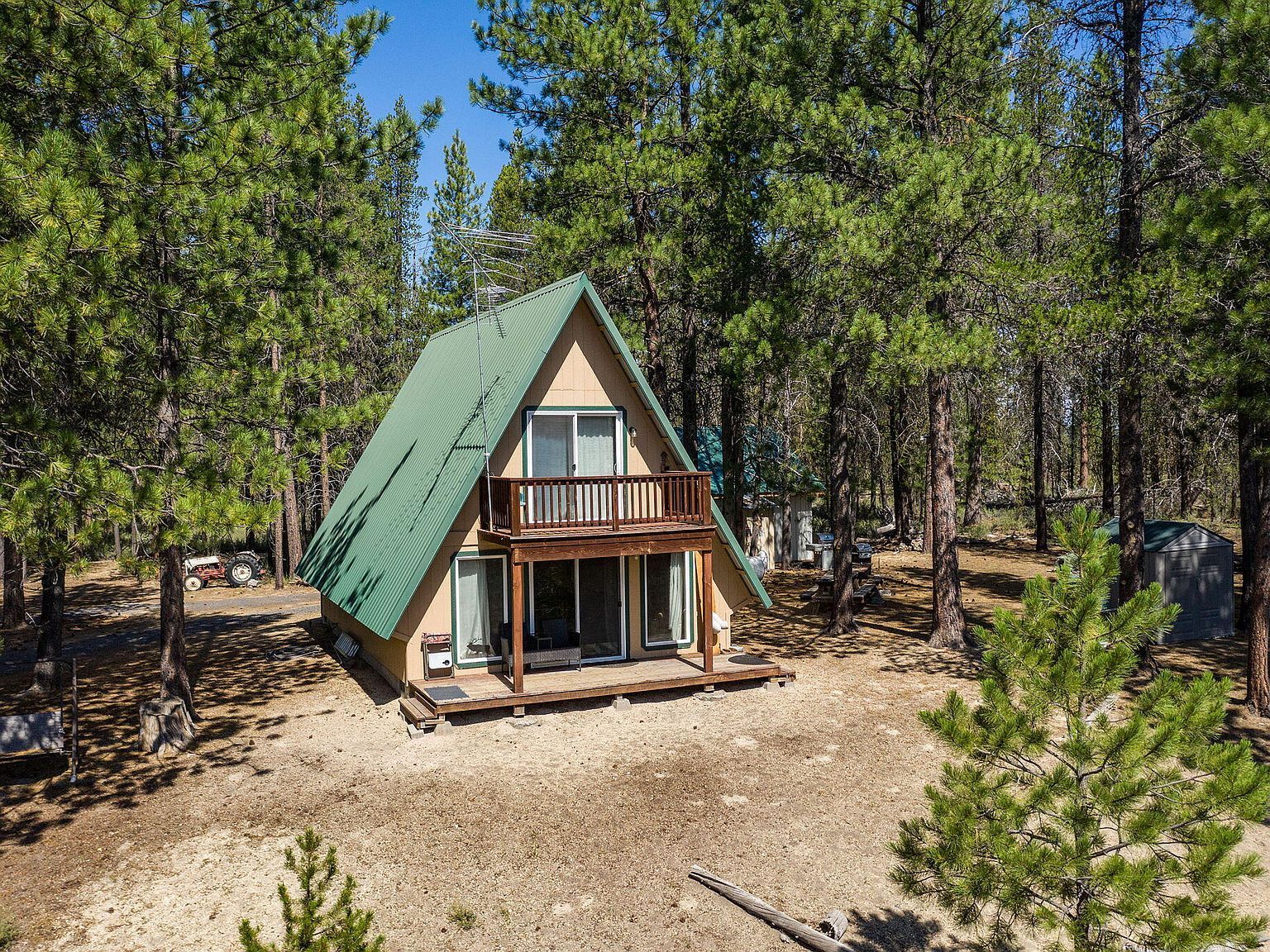 143970 Highway 97 N Gilchrist, OR 97737 - Thumbnail 2