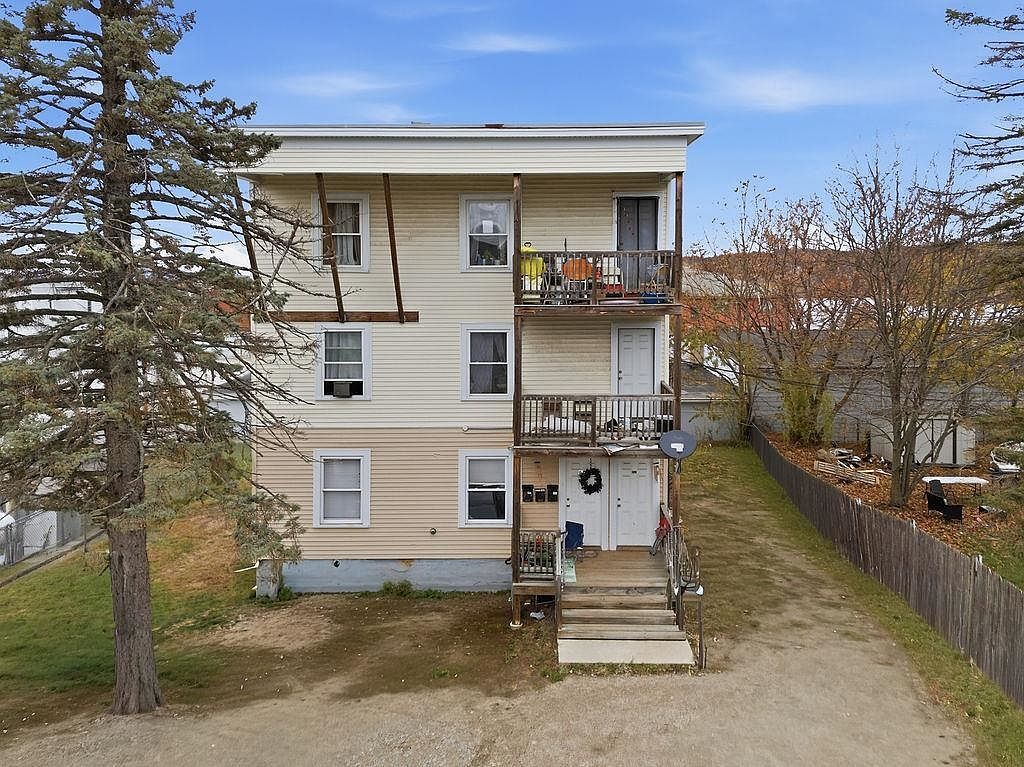 618 Prescott St Manchester, NH 03103 - Thumbnail 2