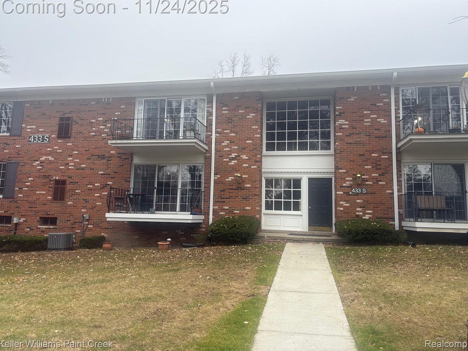 433 Fox Hills Dr S APT 5 Bloomfield Hills, MI 48304 - Thumbnail 2