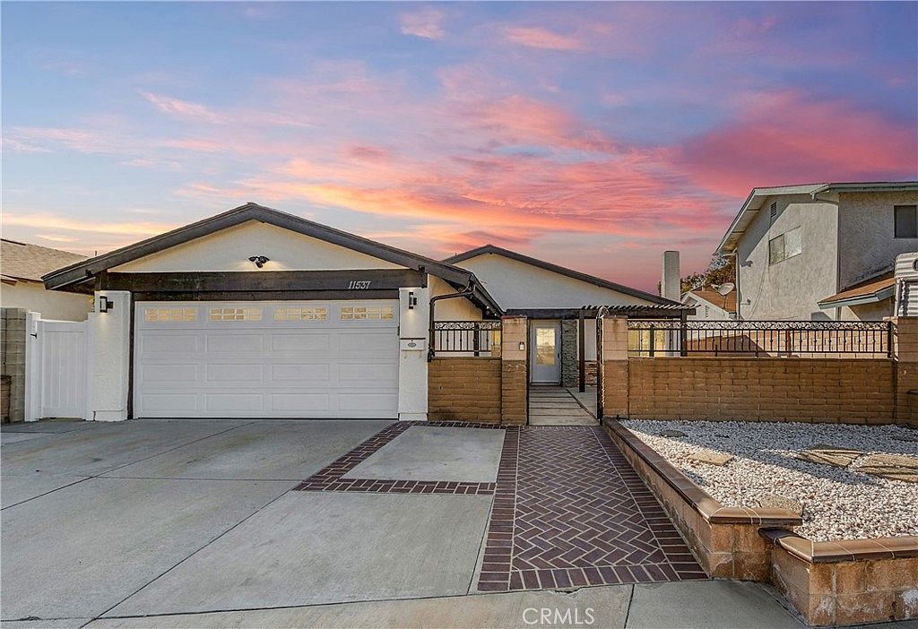 11537 Samoa St Cypress, CA 90630  | Single Family