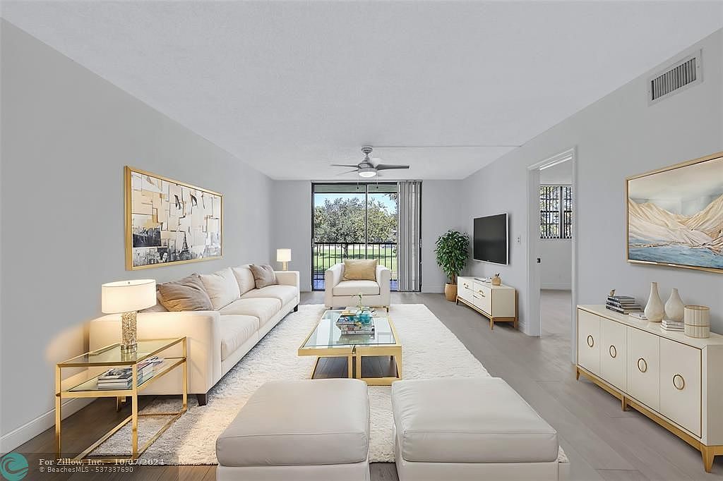 2440 Deer Creek Country Club Blvd APT 204 Deerfield Beach, FL 33442 - Thumbnail 2