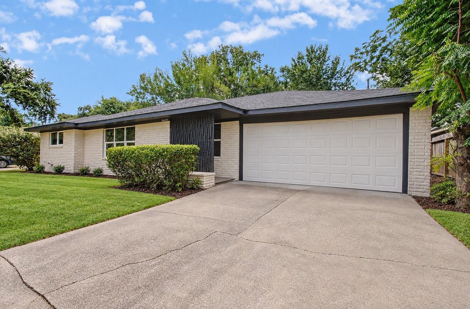 5619 Warm Springs Rd Houston, TX 77035, 77035
