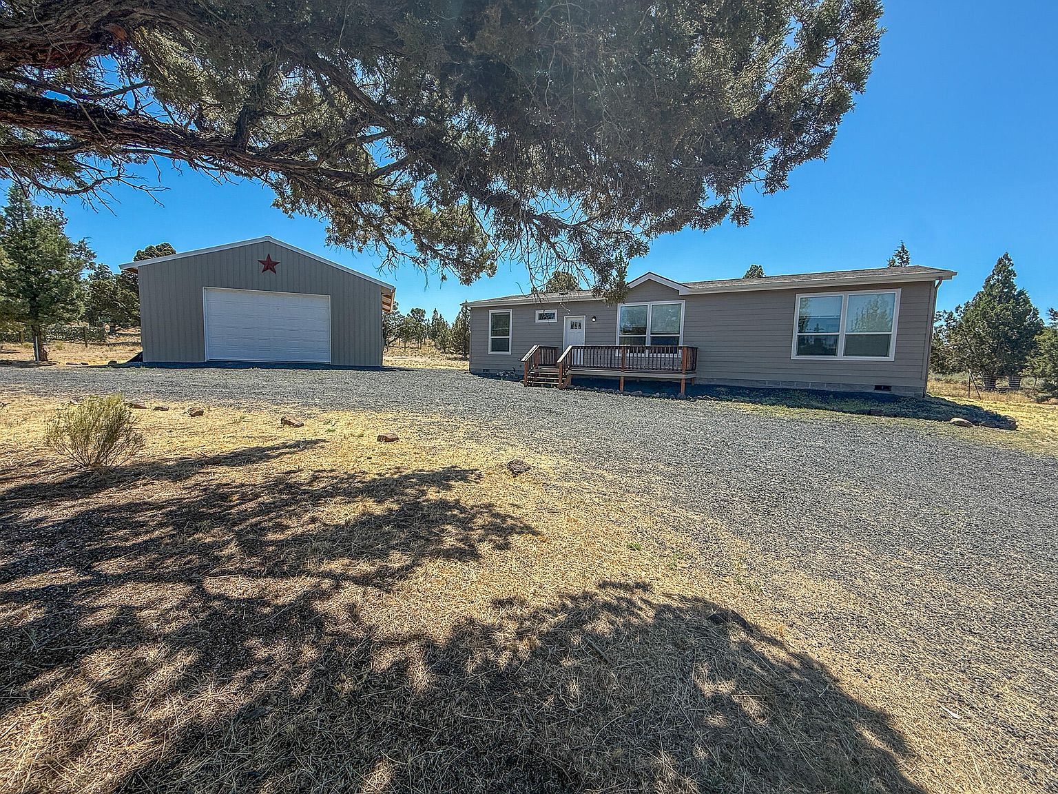 3738 SE Cherokee Rd Prineville, OR 97754 - Thumbnail 2