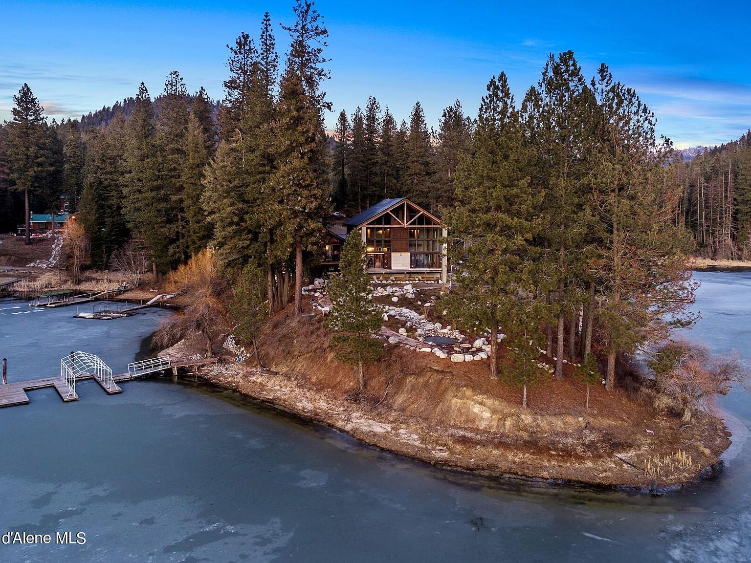 14318 N Waters Edge Ct Hayden Lake, ID 83835 - Thumbnail 2