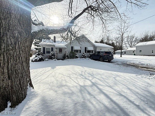 68 E Ashtabula St Jefferson, OH 44047 - Thumbnail 2