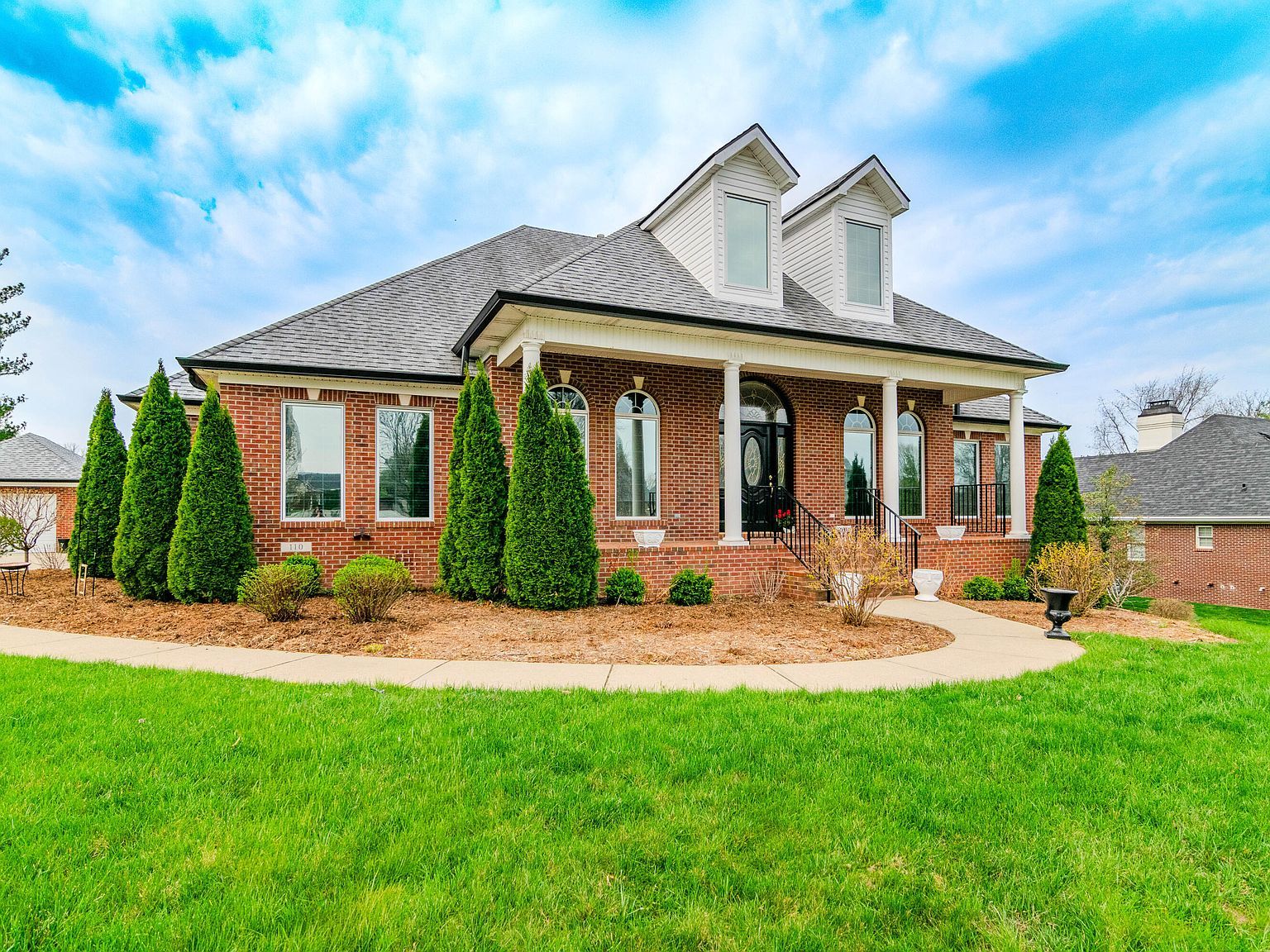 110 Saratoga Dr Frankfort, KY 40601  | Single Family