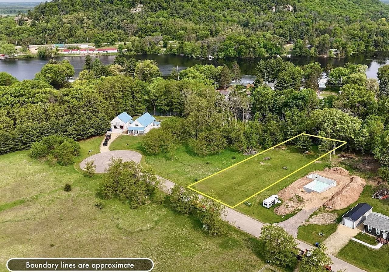 LOT 3 Lakeview Dr Friendship, WI 53934 - Thumbnail 2