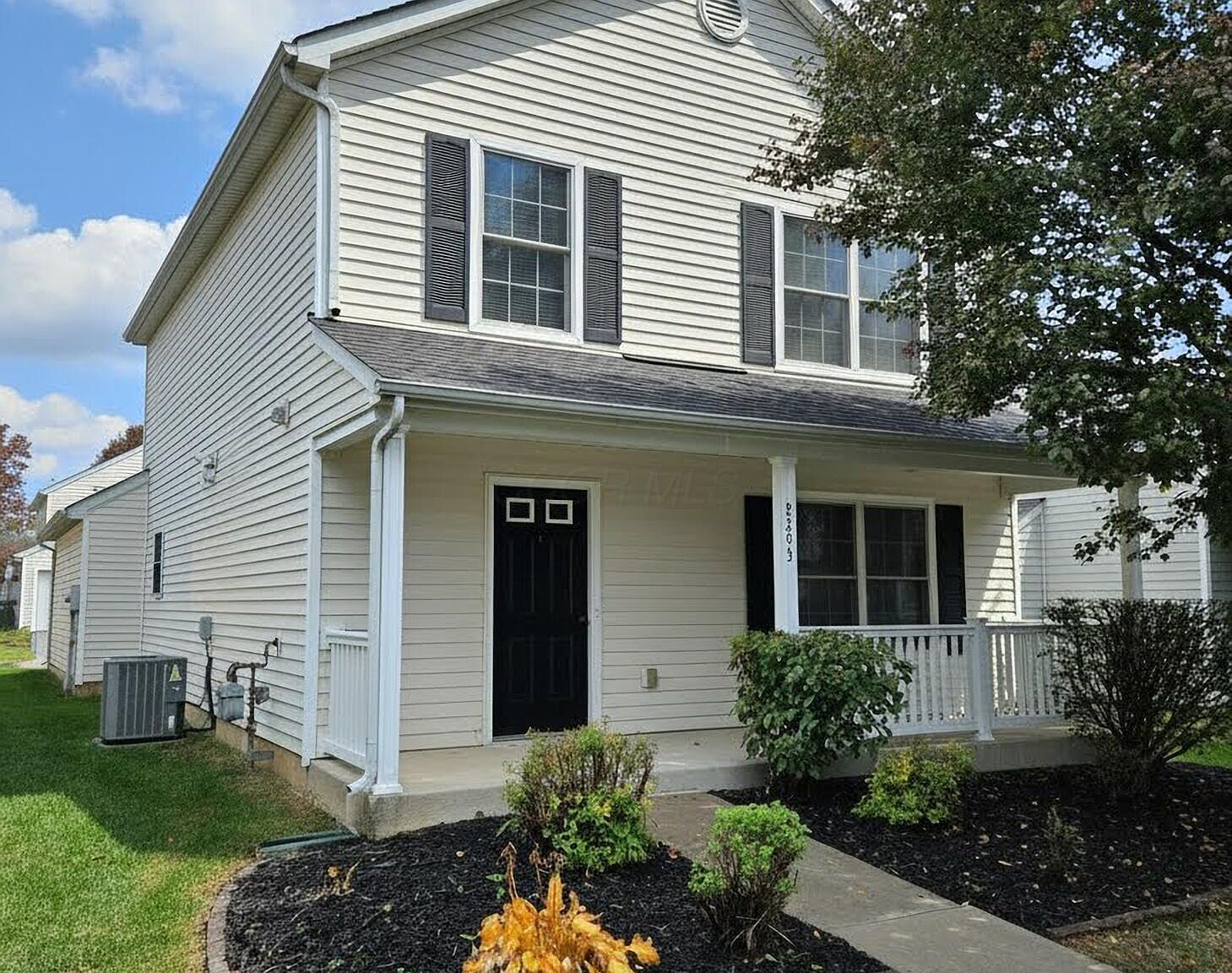 8293 Mira St Columbus, OH 43240 - Thumbnail 2