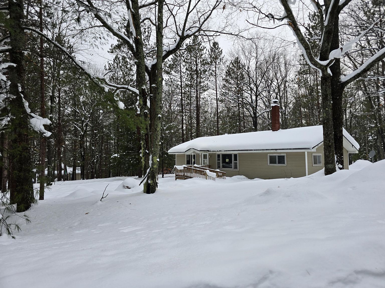 82 Forest Rd SE Kalkaska, MI 49646 - Thumbnail 2