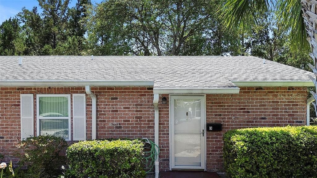 3 Fairway Ct Deland, FL 32724 - Thumbnail 2