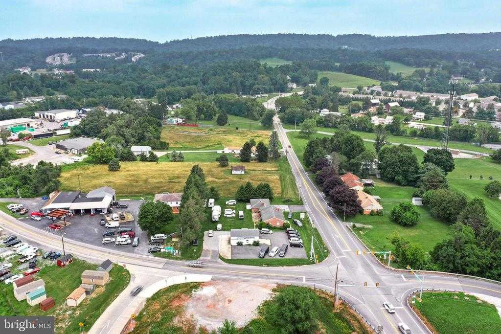 629 Wyndamere Road, Etters, PA, 17319  | Commercial